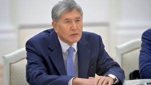 Президент Киргизии прибыл с рабочим визитом в Москву