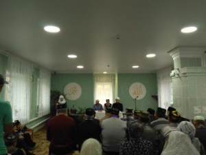  В поселке Красные Поляны Вятскополянского района состоялся замечательный светлый праздник – 25-летие мечети «Балкыш»