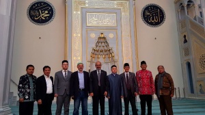 Индонезийские парламентарии в Московской Соборной мечети 