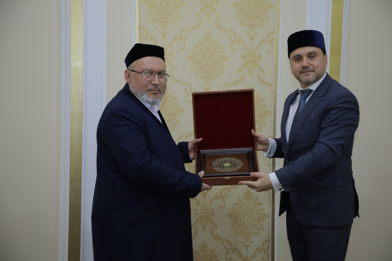 بحث آفاق التعاون بين مسلمي روسيا وأوزبكستان 
