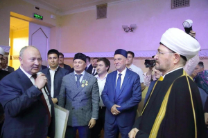 Татарстан отметил работу председателя Автономии татар Москвы Фарита Фарисова