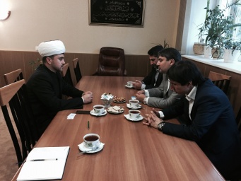 First RMC deputy chairman Rushan hazrat Abbyasov met with the head of the Organization of Qur'anic Activities of Iranian Universities Hamid Farzam