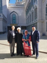 Заместитель Генсека ООН  Маймуна Мохд Шариф посетила Московскую Соборную мечеть 